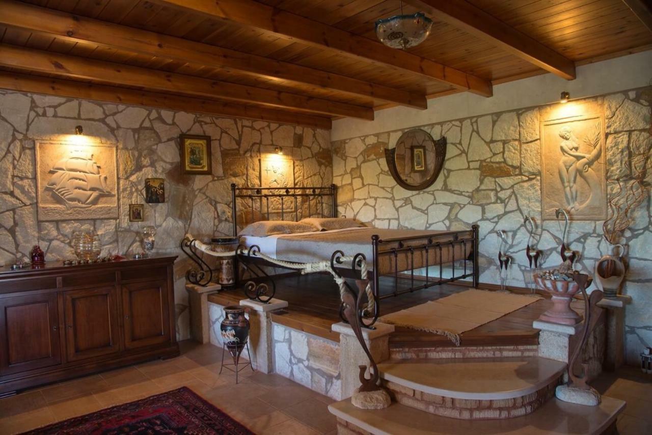 Petrinolis Retreat Appartement Sitia  Buitenkant foto