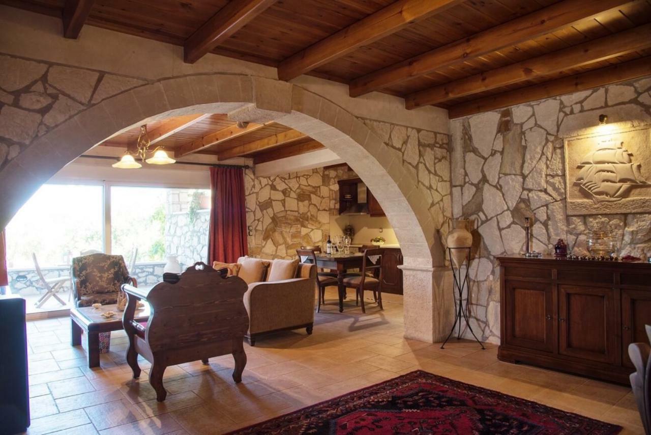 Petrinolis Retreat Appartement Sitia  Buitenkant foto