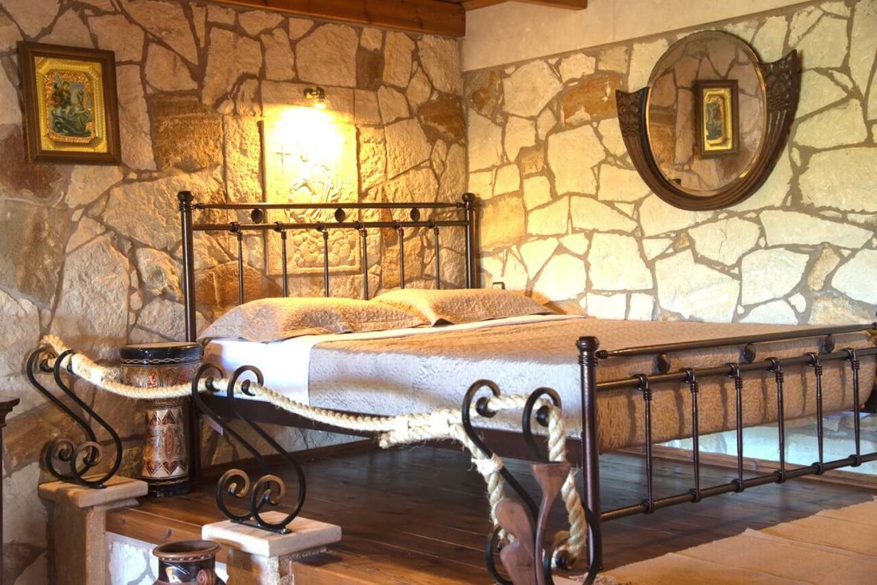 Petrinolis Retreat Appartement Sitia  Buitenkant foto