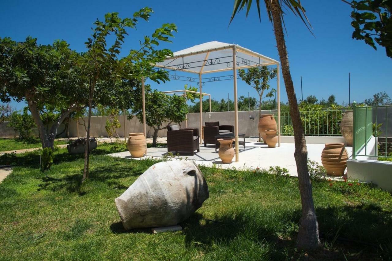 Petrinolis Retreat Appartement Sitia  Buitenkant foto