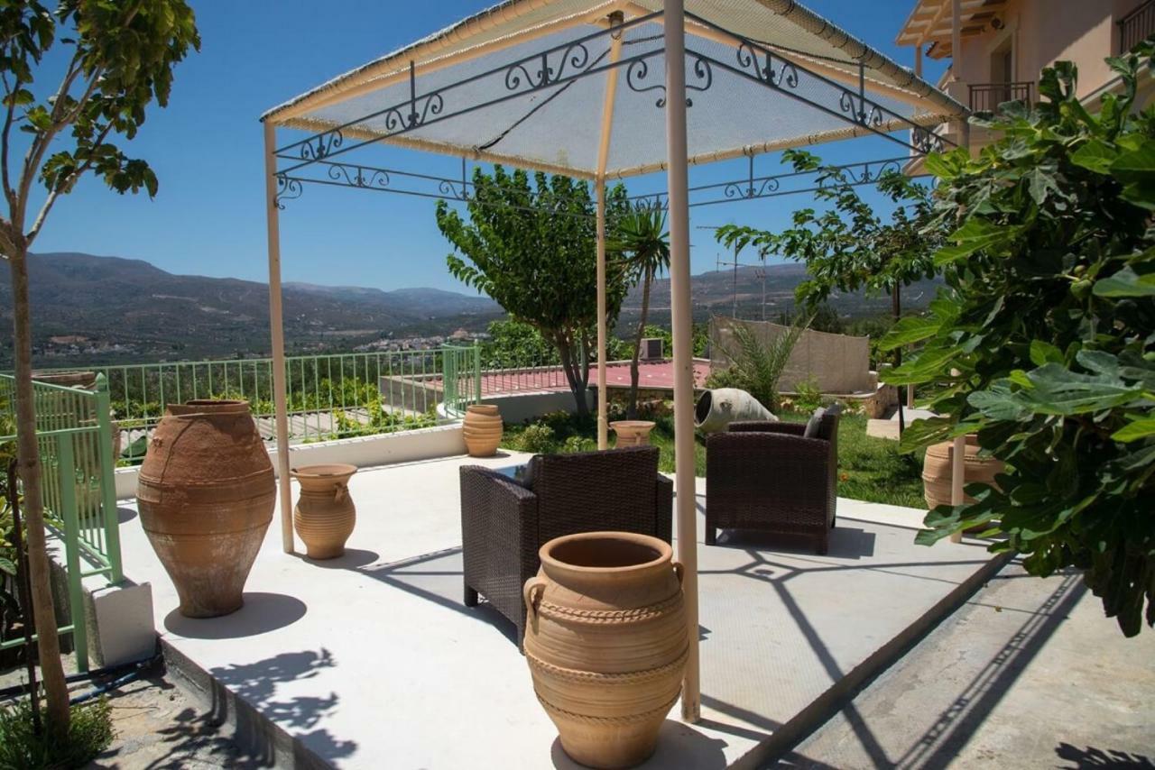 Petrinolis Retreat Appartement Sitia  Buitenkant foto